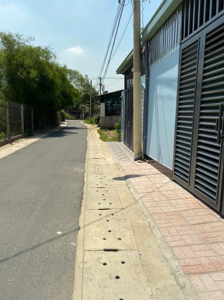 Bán Đất 90m² Thủ Dầu Một - Giá 1.7 Tỷ, Sổ Đỏ Thổ Cư