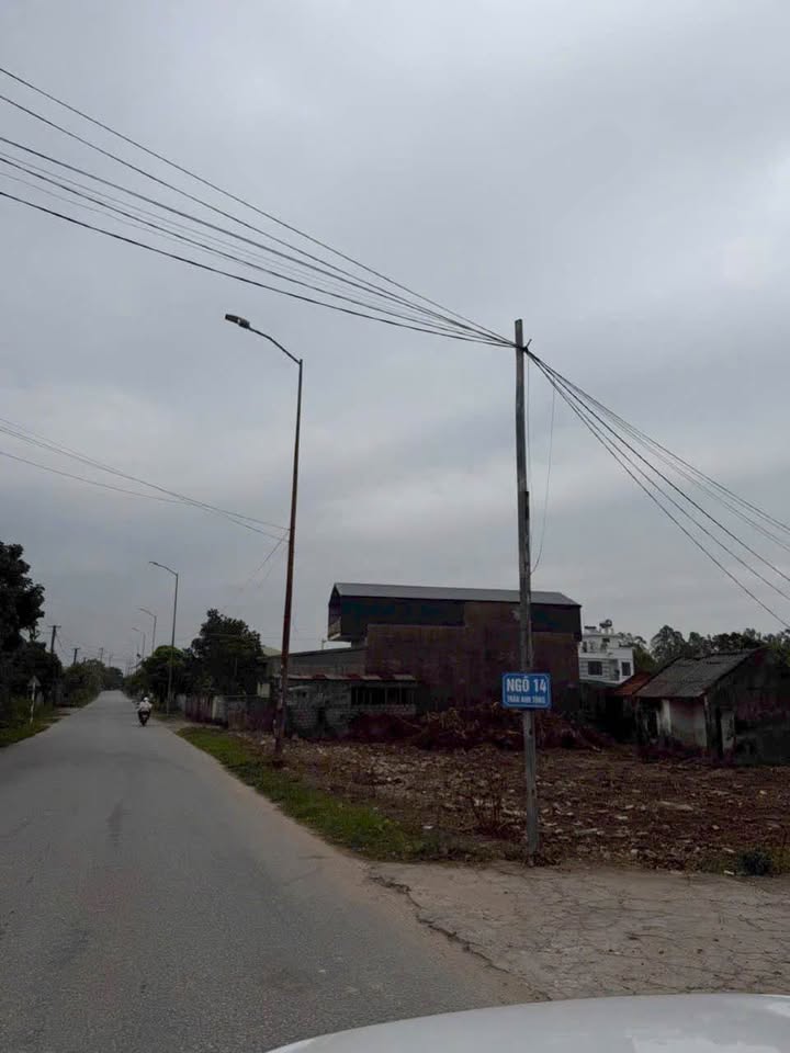 Đất nền Móng Cái 82m² 1 tỷ - Đường to ô tô