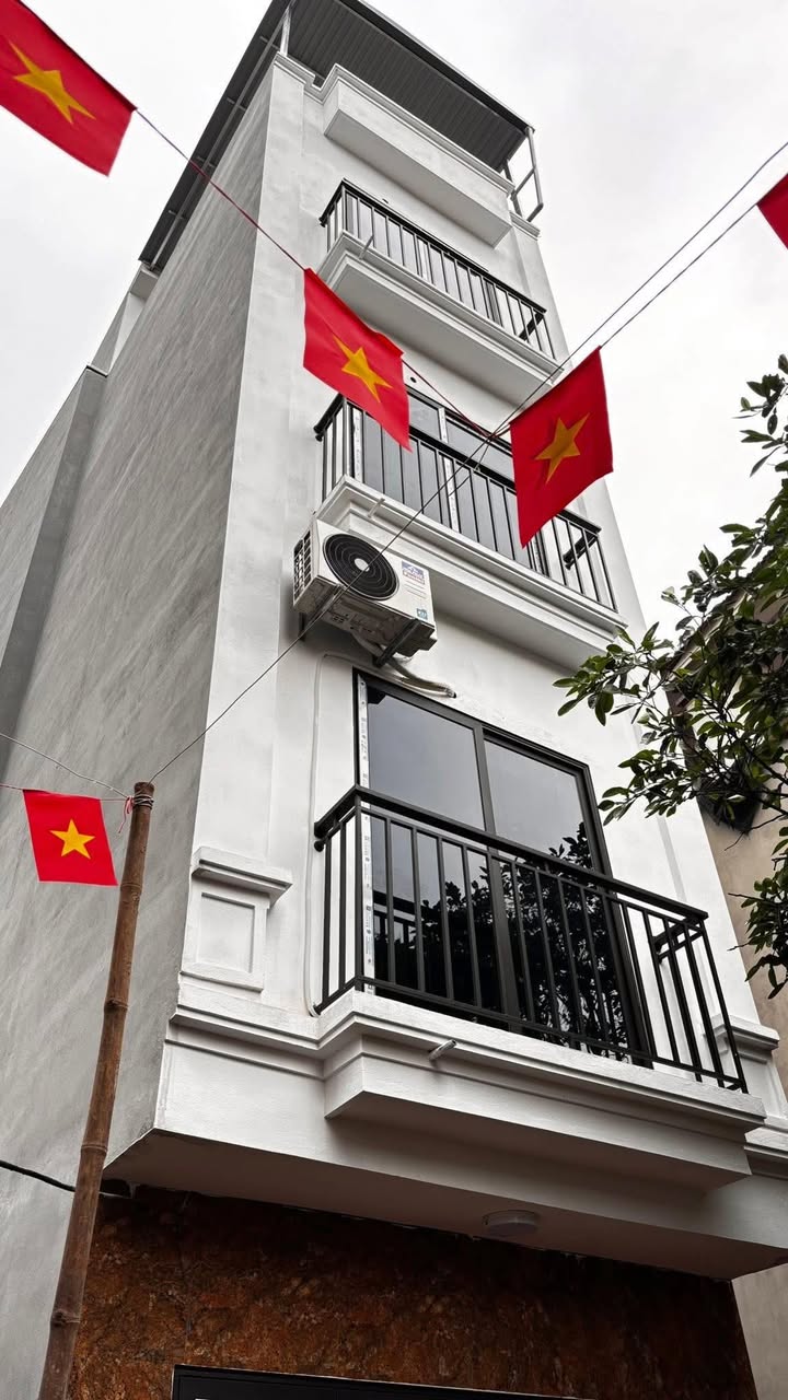 Nhà 32m² 4 Tầng Kinh Doanh - Oto Đỗ Cửa Phú Lương, Hà Đông