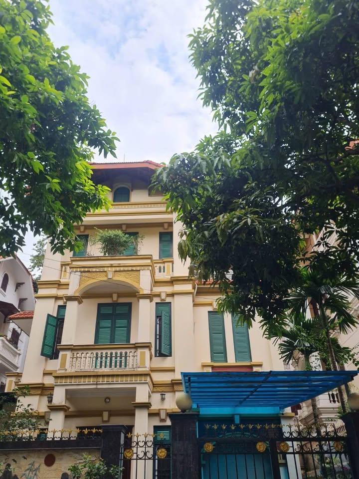 Biệt thự Bán đảo Linh Đàm 275m² - Trục đường 30m, Sổ đỏ chính chủ