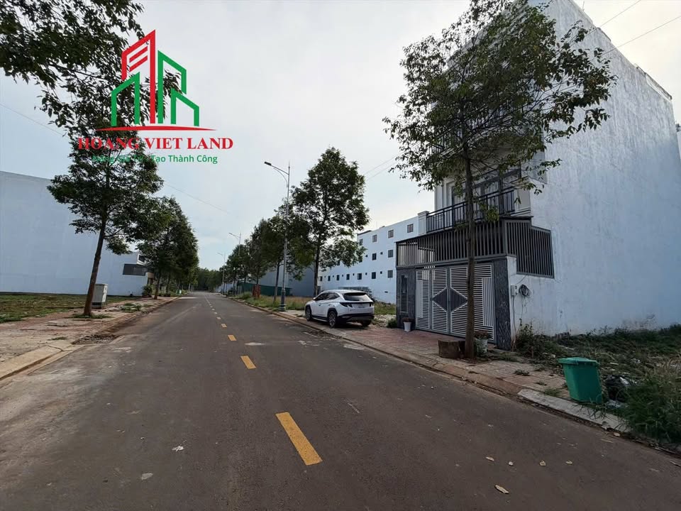 Bán Đất Khu Đô Thị Ân Phú 100m² - Sổ Đỏ Sẵn Sàng - Giá 3.65 Tỷ