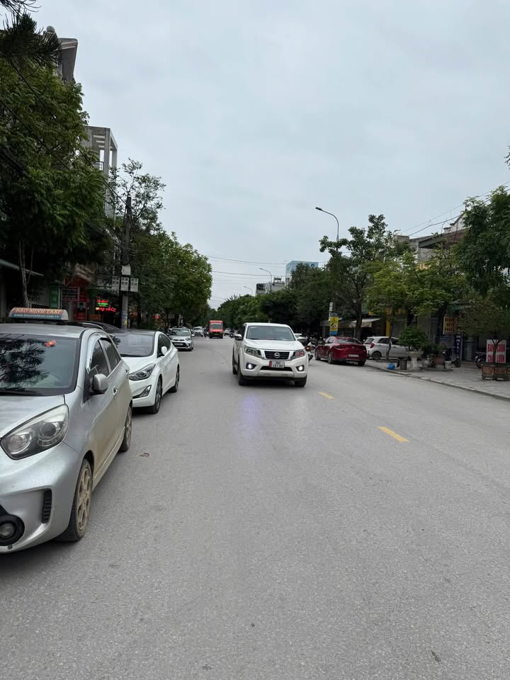 Nhà Mặt Tiền Kinh Doanh Hải Thượng Lãn Ông, TP Thanh Hóa - 80m², Giá 6 Tỷ