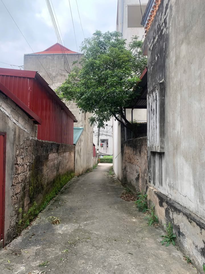 Đất nền 200m² Phường Hoàng Văn Thụ, Lạng Sơn - Giá 2.1 Tỷ