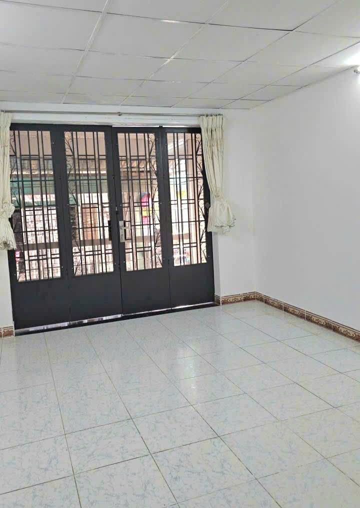 Nhà 36m² kề Gigamall, Thủ Đức - 2 tầng, 2PN, Dòng tiền 7tr/tháng