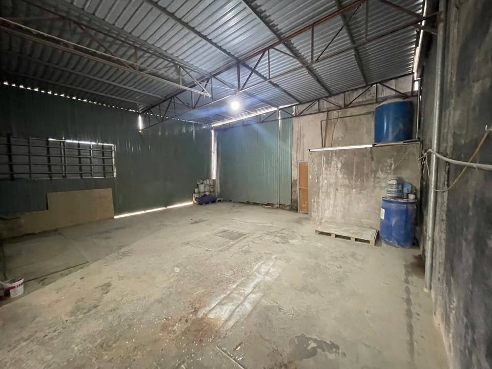 Cho thuê nhà xưởng 170m² Bình Chánh - Giá 5.5 triệu/tháng