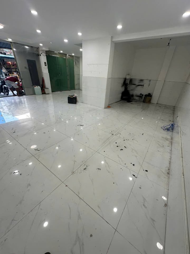 Cho thuê Shophouse Phước Long B, Thủ Đức - 70m², Kinh doanh/Văn phòng đắc địa