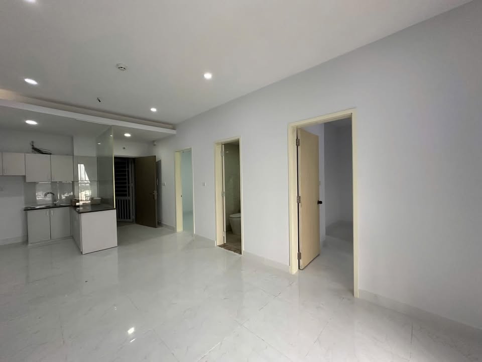 Cho thuê căn hộ 2PN Tân Bình - View Sân Bay 8.5 Triệu