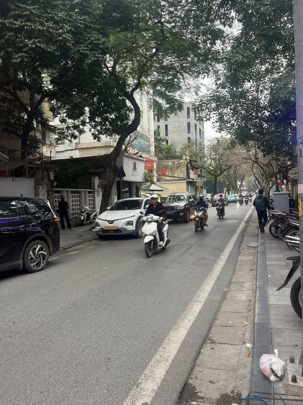 Nhà Phố Thợ Nhuộm 32m² Giá 12 Tỷ - Vị Trí Đắc Địa, Lõi Hoàn Kiếm