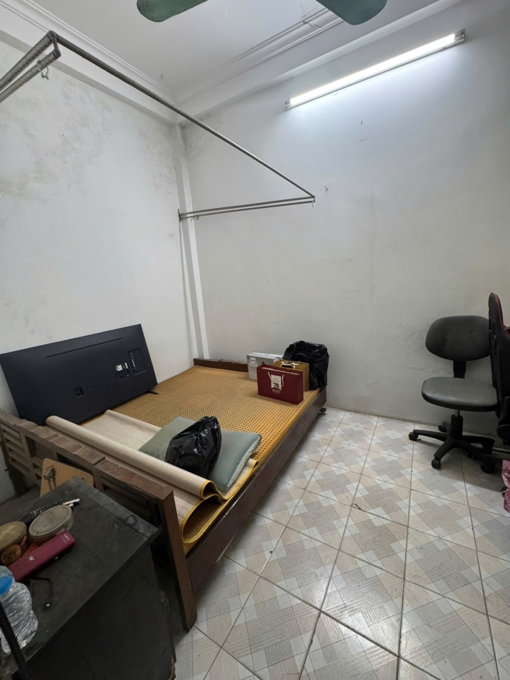 Nhà 4 Tầng Hoàng Mai - Ô Tô Vào Nhà, Sổ Đỏ Chính Chủ 34m²