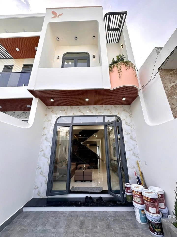 Nhà 108m² Phường Tân Phong, Biên Hòa - View Sông, Sổ Hồng Riêng