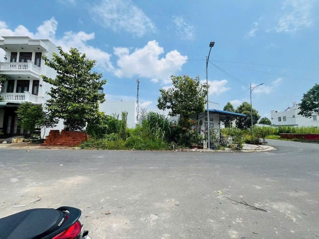 Nhà Mặt Tiền Trần Hoàng Na 83m² (8.3 tỷ) - Kinh Doanh Sầm Uất, Cầu Thông Xe