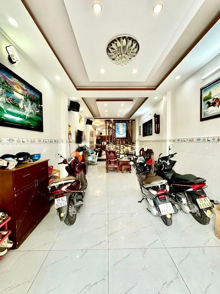 Nhà Mặt Tiền 4 Tầng Đường 16M, P.11, Q.6 - Kinh Doanh Đắc Lộc