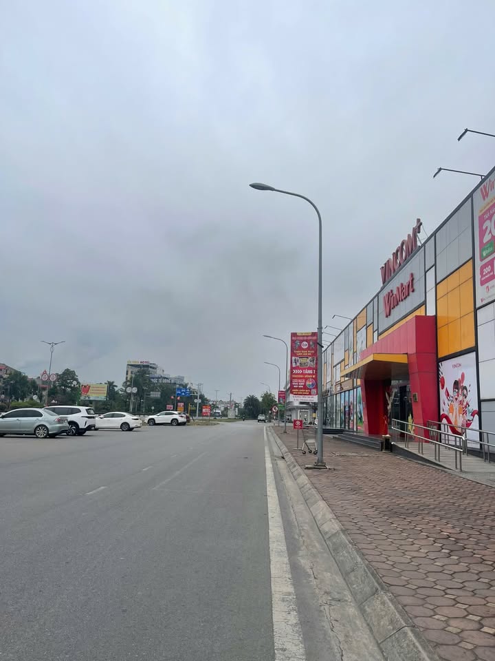 Đất nền VIMCOM Uông Bí A13 - 100m² - Sổ hồng riêng - Giá 1.7 tỷ