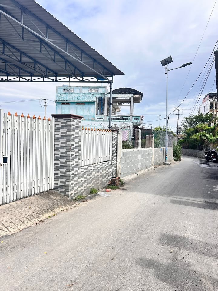 Nhà riêng Cam Phú Cam Ranh 126m² 2.7 tỷ - Sẵn sàng ở ngay