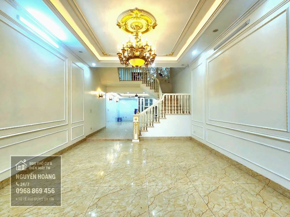 Nhà Mặt Tiền Bà Triệu (73m²) Kinh Doanh Sầm Uất - Phong Cách Châu Âu