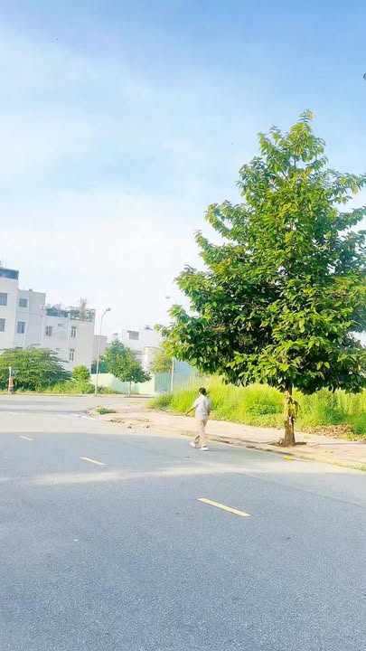 Bán Gấp Nhà 4 Tầng KDC Phú Hồng Thịnh 6, Dĩ An - 69.3m² Sổ Hồng Riêng