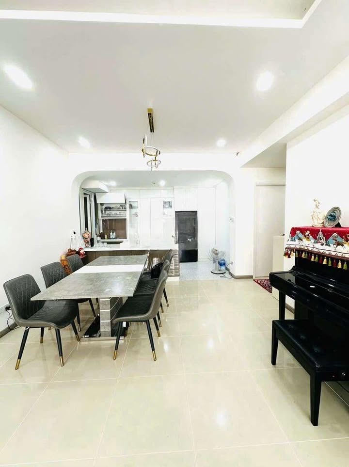 Căn hộ Saigon Pearl 135m² 3PN - View Sông Sài Gòn, Full Nội Thất Cao Cấp