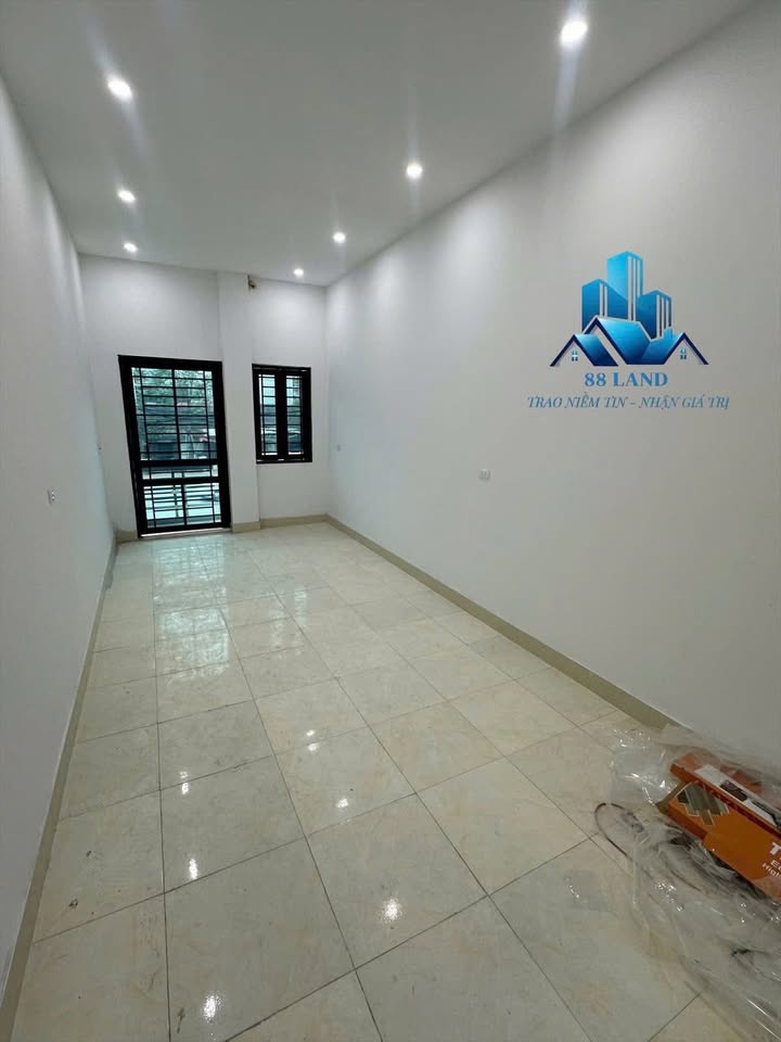 Nhà Phố Đường Xương Giang, TP Bắc Giang - 83m², 3 Tỷ, Ô tô Đỗ Cửa