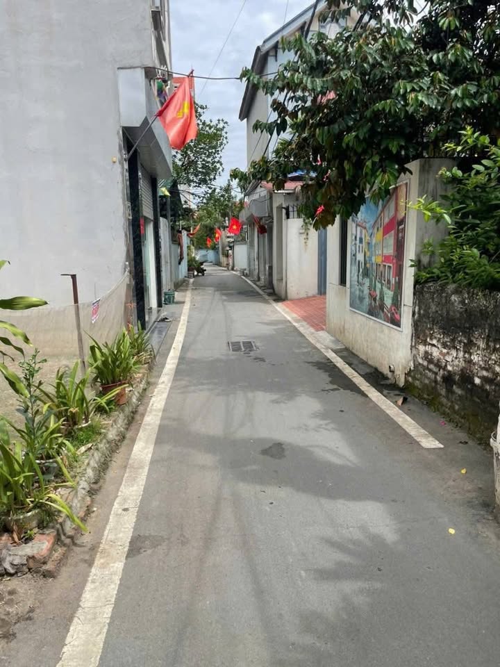 Nhà 46m² Sổ Đỏ Chính Chủ Sát TT Phùng, Đan Phượng - Giá 4 Tỷ