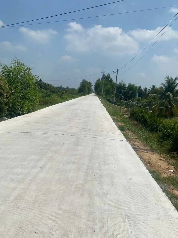 Đất Vườn 2000m² Mặt Tiền Kênh Hai Phước, Bến Lức - Giá 1.7 Tỷ