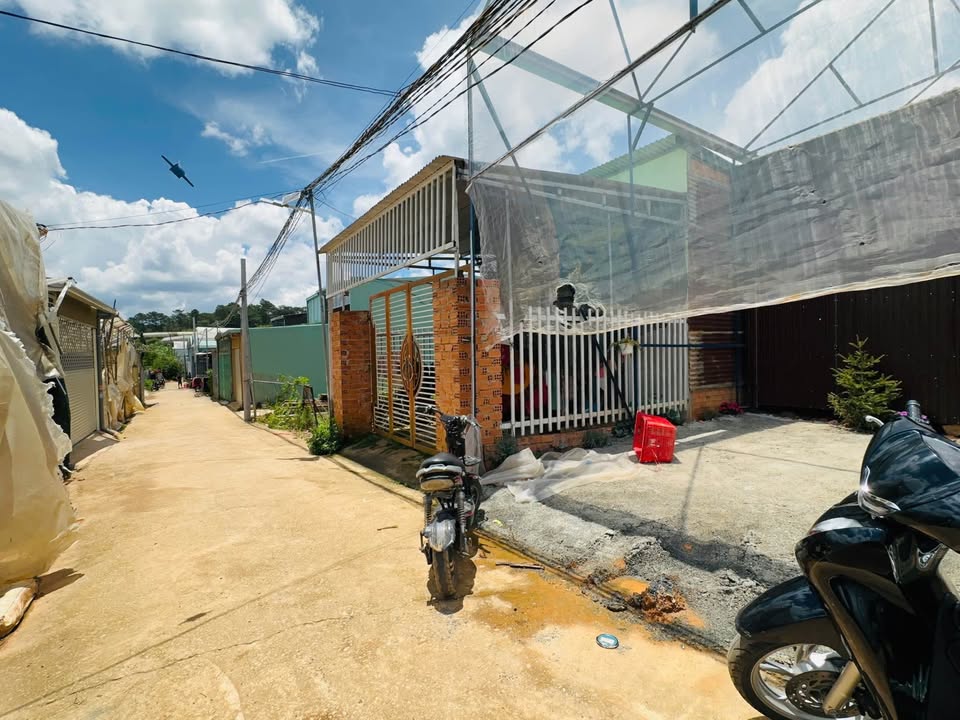 Bán đất 100m² Đà Lạt - Sổ nông nghiệp, đường ô tô, giá 1.2 tỷ