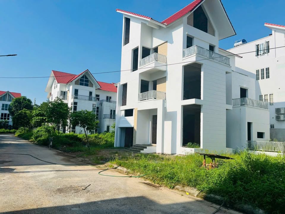 Biệt thự song lập New House City 230m² - Giá tốt Quốc Oai