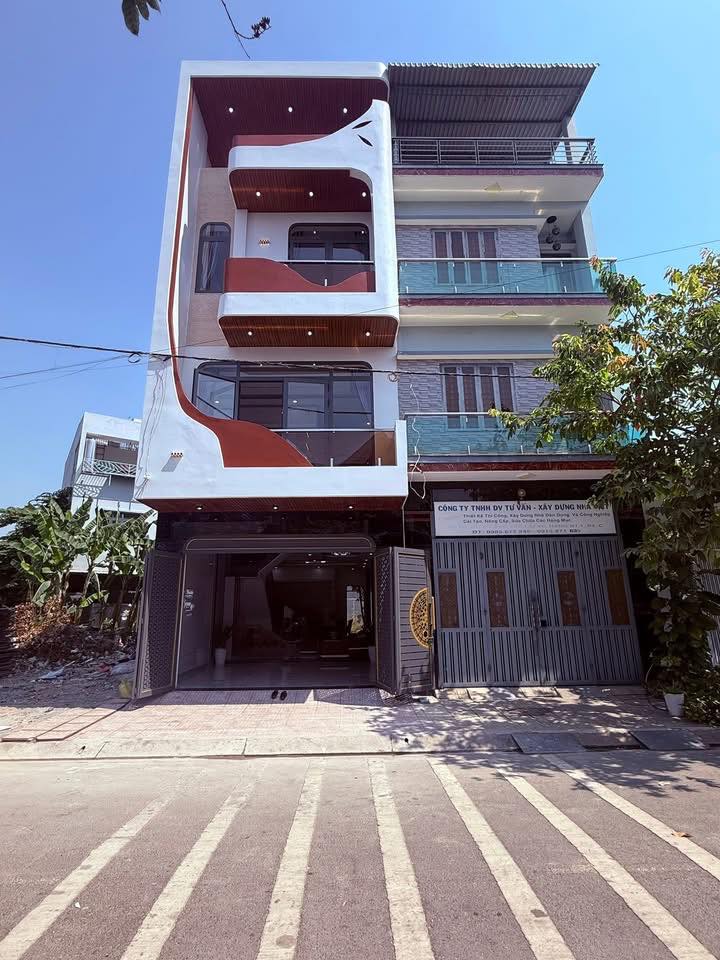 Nhà 3 tầng mặt tiền 12m Dĩ An - Hoàn công, 70m², 6.95 tỷ