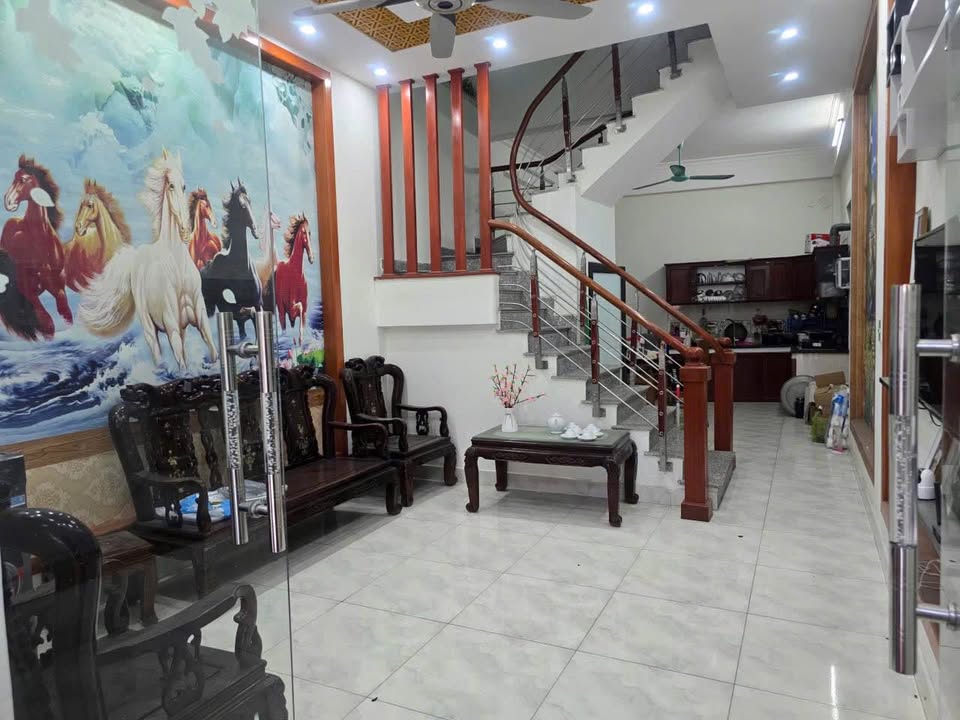 Nhà Cẩm Thượng 51m² 2 Tầng - Giá 1.4 Tỷ - Sẵn Sàng Ở Ngay