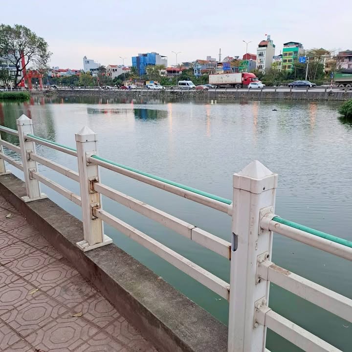 Bán đất tặng nhà 48m² Phúc Đồng, Long Biên - Sổ đỏ chính chủ, ô tô vào nhà