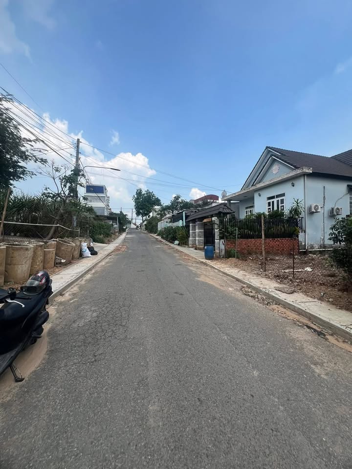 Đất thổ cư 185m² mặt nhựa Khánh Bình, Tân Uyên - Giá 2 tỷ - Đầu tư lý tưởng