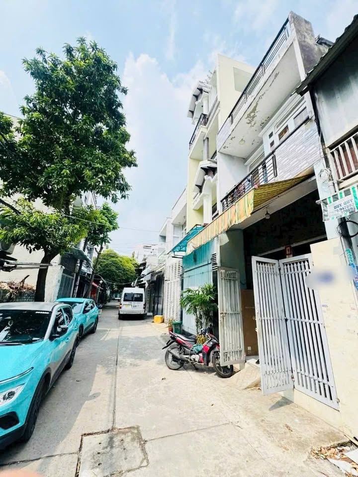 Nhà 2 Tầng 56m² HXH 5m - 3PN Quận Tân Phú - Giá 5.x Tỷ