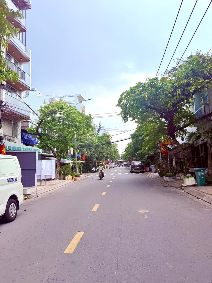 Nhà Mặt Tiền Kinh Doanh Tân Phú 80m² - Dòng Tiền 30tr/tháng - Giá Tốt