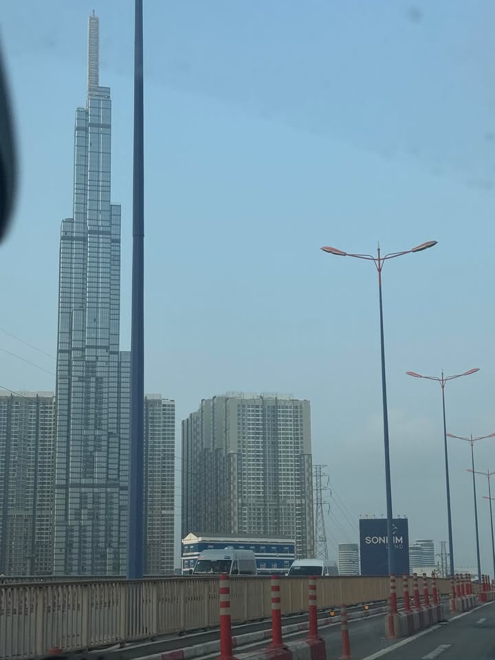 Cho thuê căn hộ Landmark 81 Vinhomes Central Park - View triệu đô