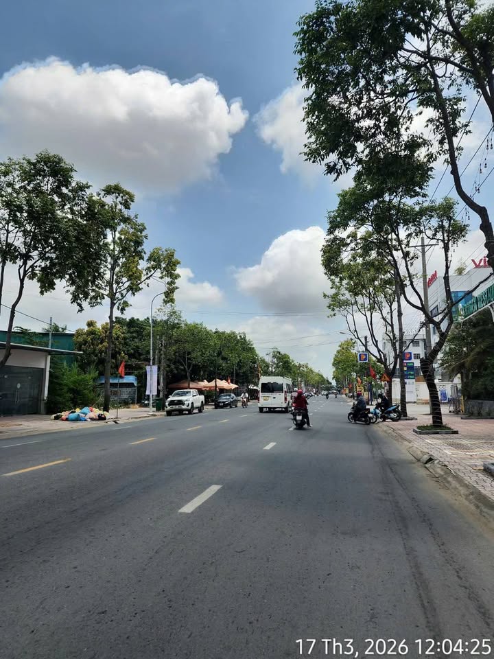 Sang Quán Cafe, Cơm Trưa Góc 2 Mặt Tiền Lê Duẩn, Sóc Trăng - Giá Tốt Kèm Cọc 216 Triệu