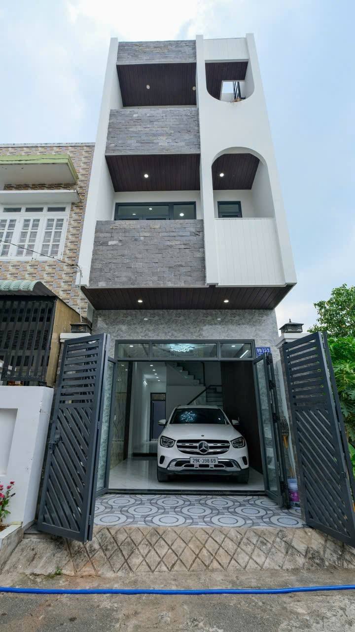 Nhà 3 Tầng 62m² Gần Vinhomes Grand Park, Thủ Đức - Giá 5.5 Tỷ