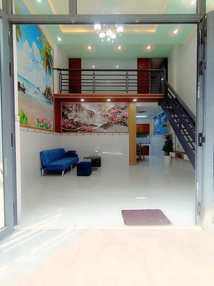 Nhà Sổ Chung Dĩ An 50m² - Giá 1.6 Tỷ, Gần Chợ, Sẵn Ở Ngay