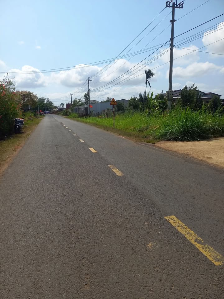 Đất Nền QL29 Ea Kar, Đắk Lắk - 1200m² Hướng Đông, Sổ Đỏ