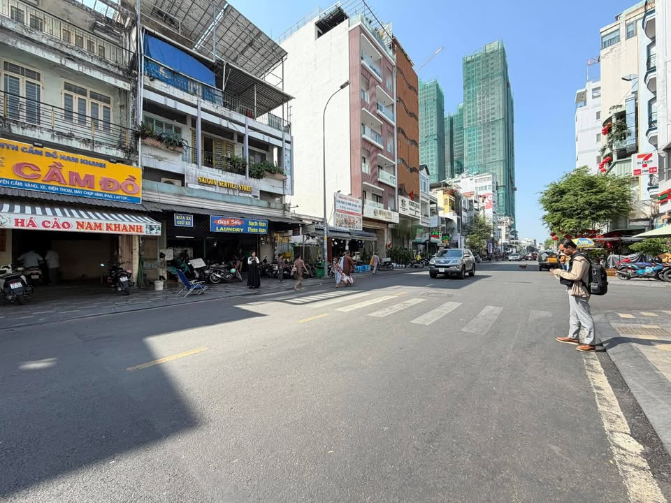 Nhà Phố Mặt Tiền Cô Giang Quận 1 - 60m² Kinh Doanh Sầm Uất - 23 Tỷ