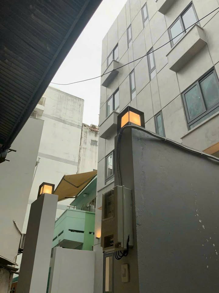 Tòa Nhà CHDV Quận 1 - 97m² - 35 Tỷ TL - Vừa Ở Vừa Kinh Doanh