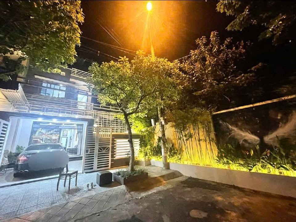 Biệt Thự 140m² Mặt Tiền Thái Thị Bôi, Đà Nẵng - Giá 6.2 Tỷ