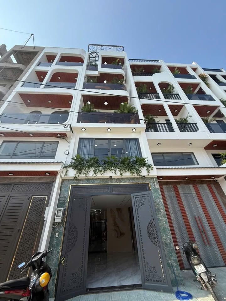 Nhà Thang Máy 4 Tầng Đường Trần Thị Cờ, Q12 - 80m² - Giá 8.5 Tỷ TL