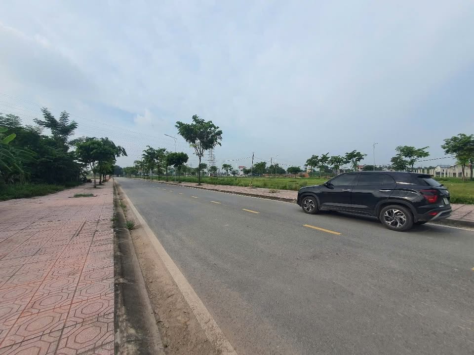 Đất nền Tấn Đức JSC Phổ Yên 100m² - Sổ đỏ sẵn, vị trí vàng kết nối