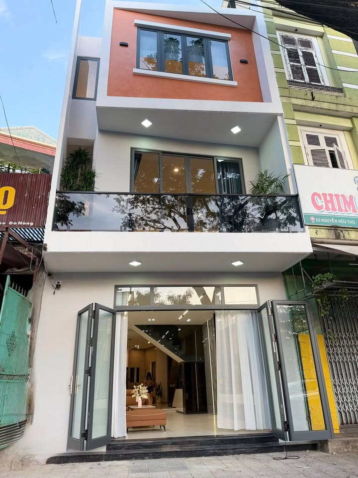 Nhà Mặt Tiền Nguyễn Hữu Thọ, Đà Nẵng - 82.8m², 3 Tầng, Full Nội Thất Cao Cấp