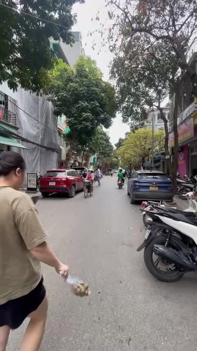 Nhà Mặt Phố Dương Khuê, Cầu Giấy - 50m², 4 Tầng, Kinh Doanh Đỉnh Cao, 25 Tỷ