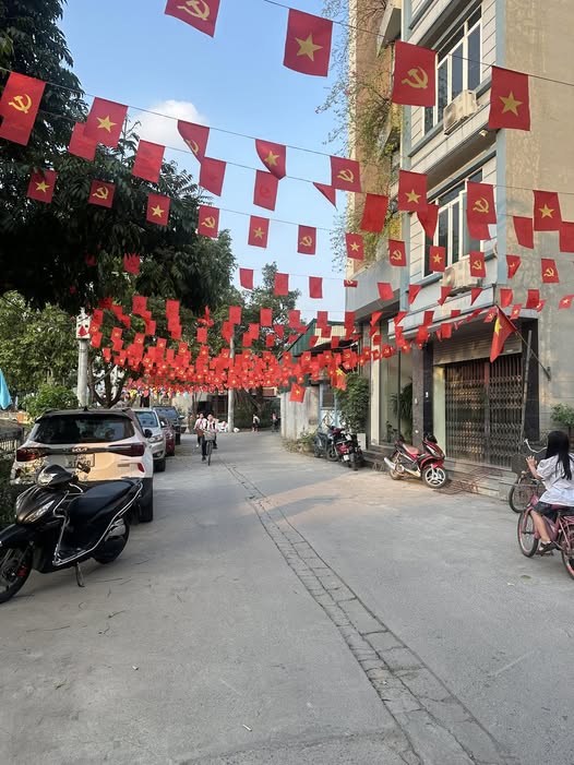 Nhà 6 Tầng 38m² Tây Mỗ - Ô Tô Tránh, View Hồ, Sổ Đỏ Chính Chủ