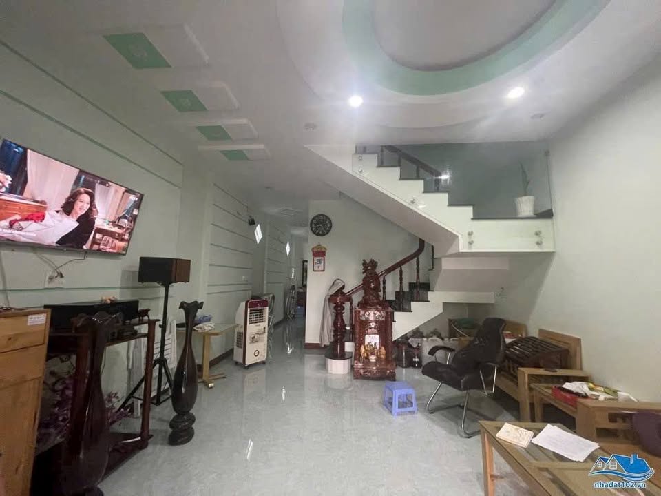 Nhà mặt tiền Trần Mai Ninh Rạch Giá 95m² - 2.79 Tỷ, Sẵn Sàng Ở Ngay