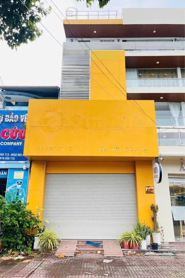 Cho thuê văn phòng 464m² mặt tiền Trần Quang Khải, Rạch Giá - Giá 15 triệu/tháng