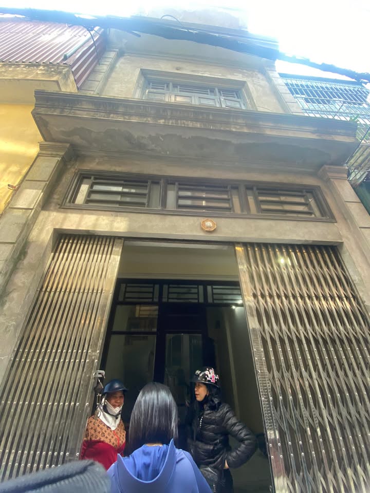 Cho thuê nhà 3 tầng 50m² gần Công viên Kỳ Bá, Đông Hưng, Thái Bình - Sẵn Sàng Ở Ngay