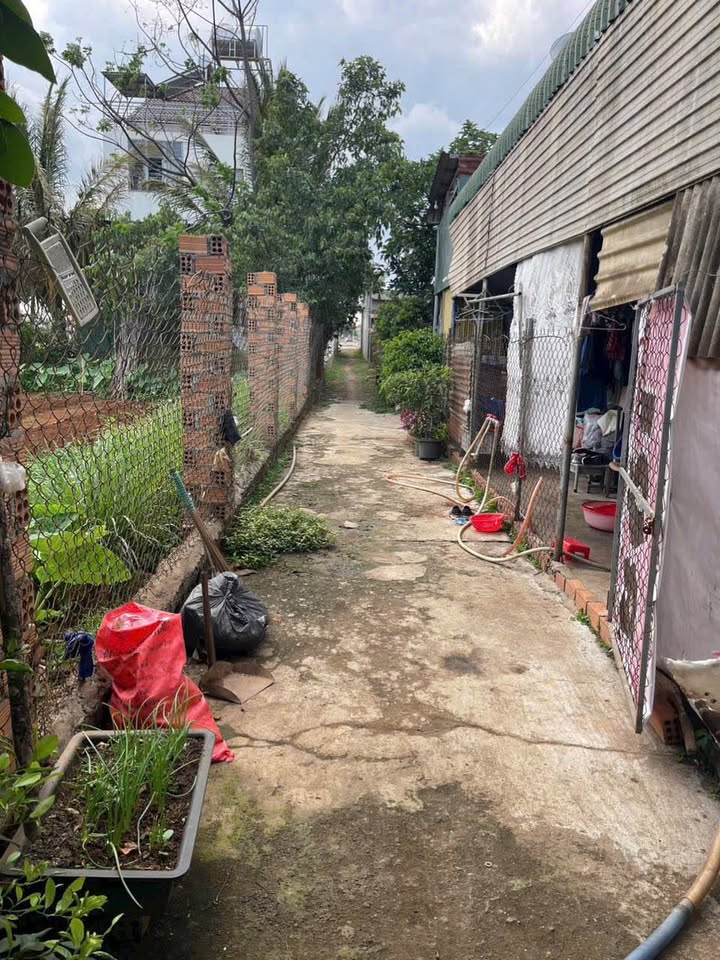 Nhà 105m² Trung Tâm Đức Trọng - Giá 1.6 Tỷ, Hỗ Trợ Vay Bank