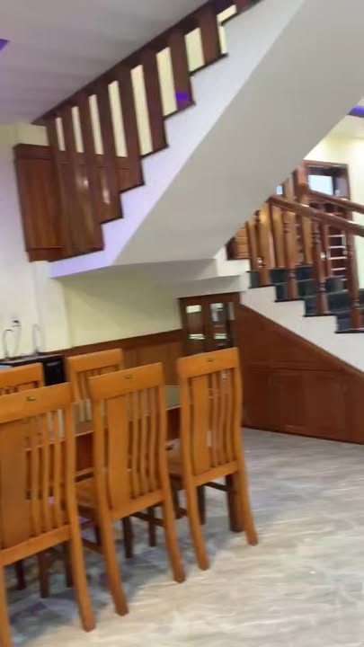 Nhà 2 Tầng Kiên Cố 230m² Ngang 8m - Sát Nam Kỳ Khởi Nghĩa, Đà Nẵng